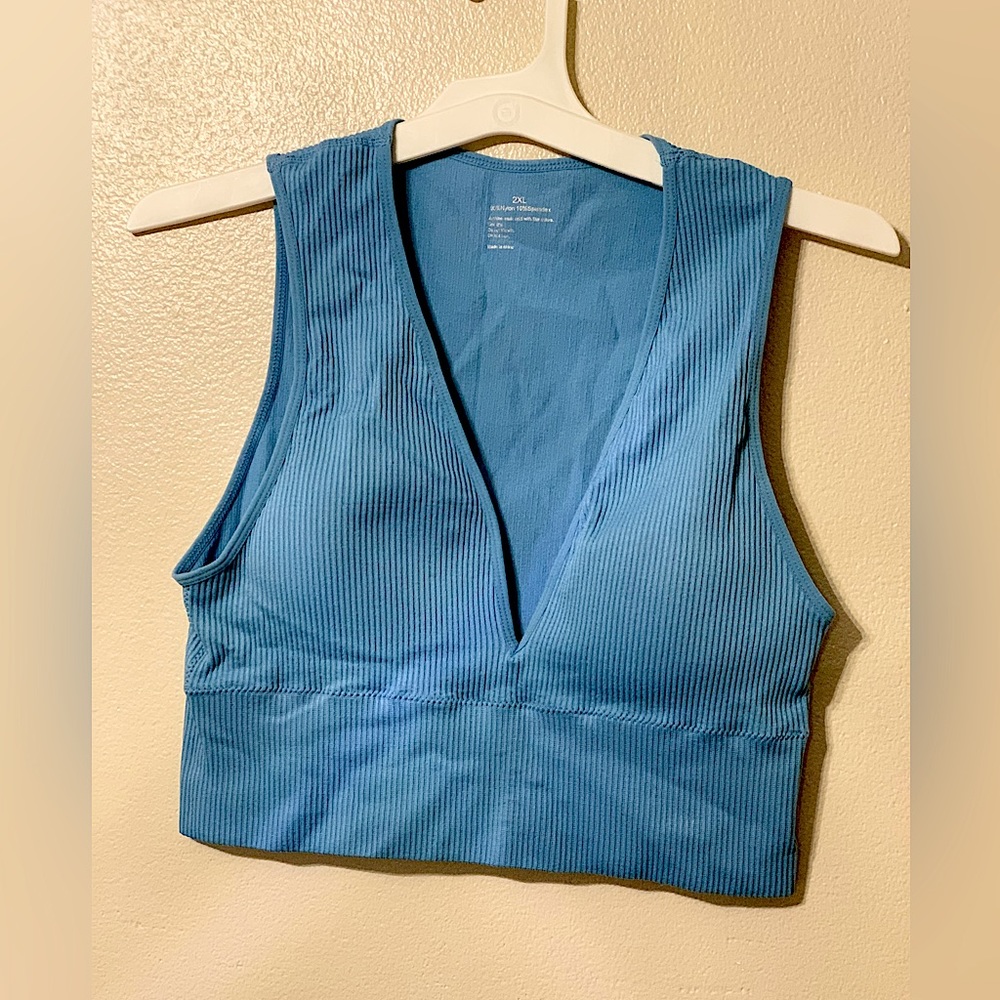 Workout tank top